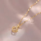 Strass-Anhänger mit goldfarbener Kupfer- und Titan-Stahlkette