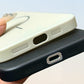 Atmungsaktive magnetische Handyhülle für das iPhone