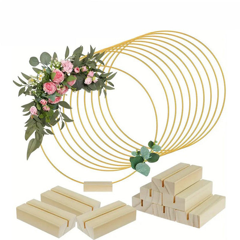 💐✨ Blomsterring i Guldfärgad Metall med Träställ – Rustik & Elegant Dekoration